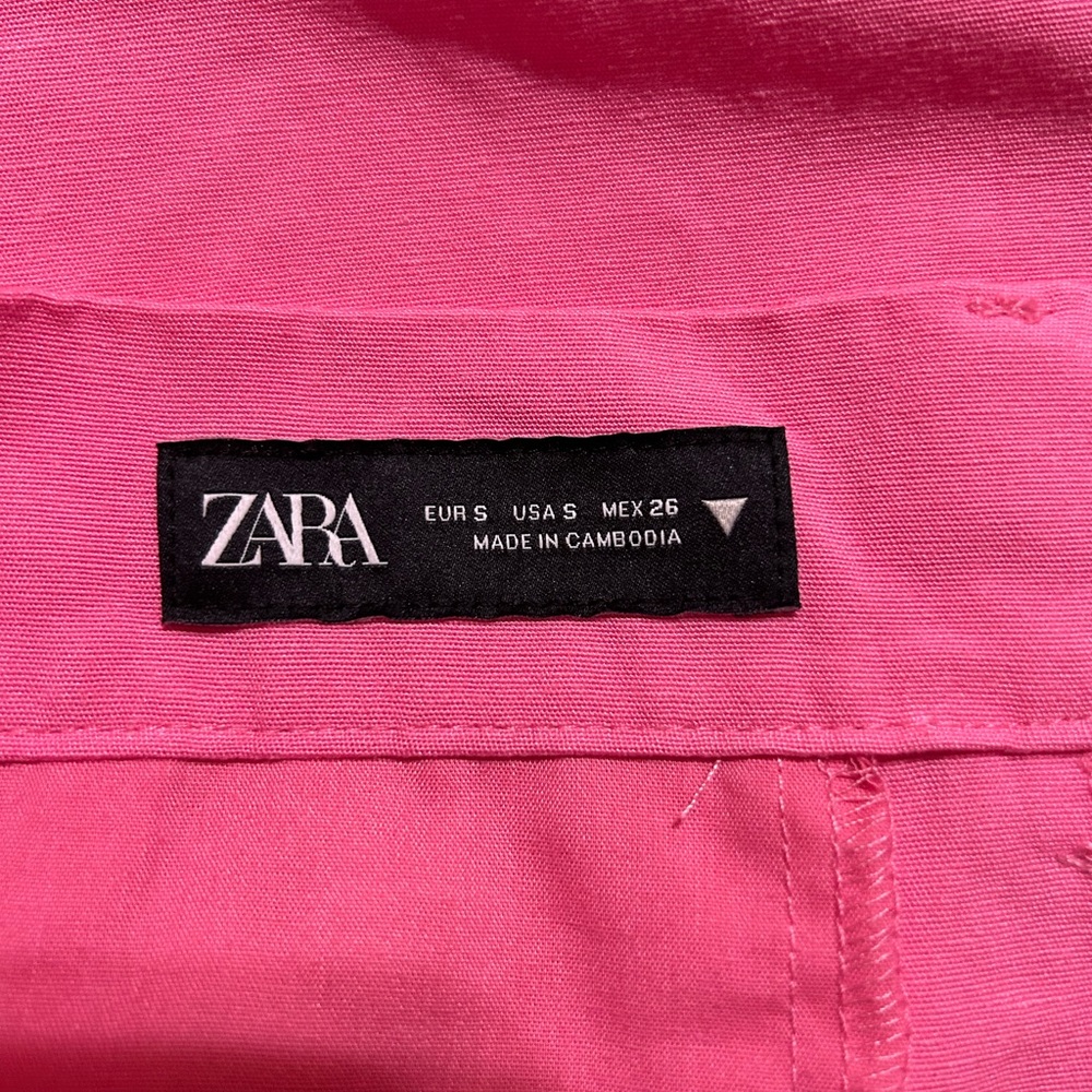 Zara Vibrant Pink Women's Bermudas shorts - Picture 3 of 4